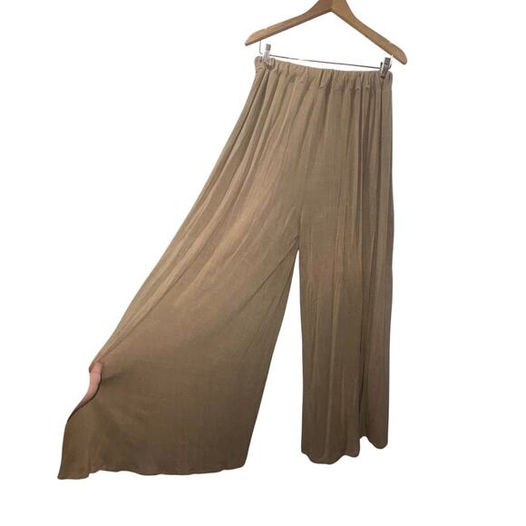 FP BEACH Alia Wide Leg Pants- Boho Beach Resprt Wear Lounge Wear Flowy Pants - Picture 3 of 15